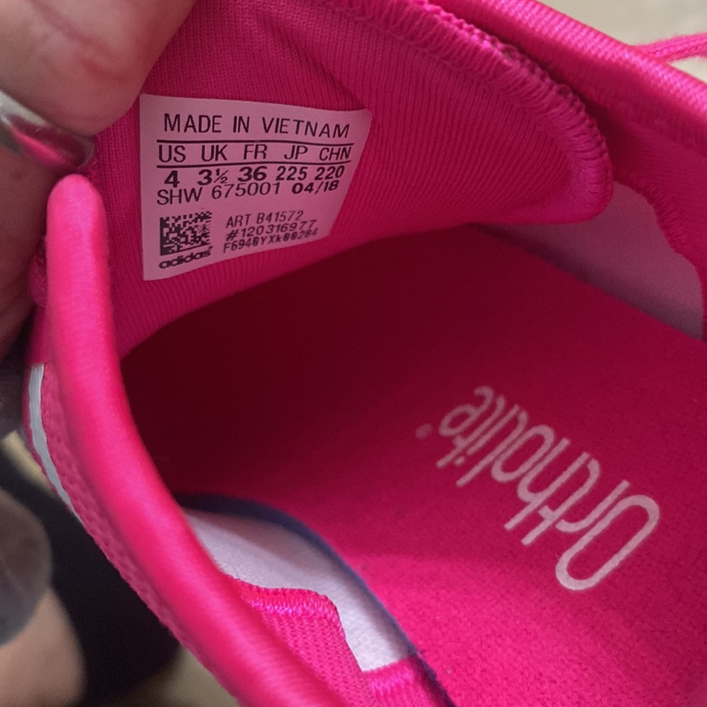 Adidas shoes - Picture 4 of 4